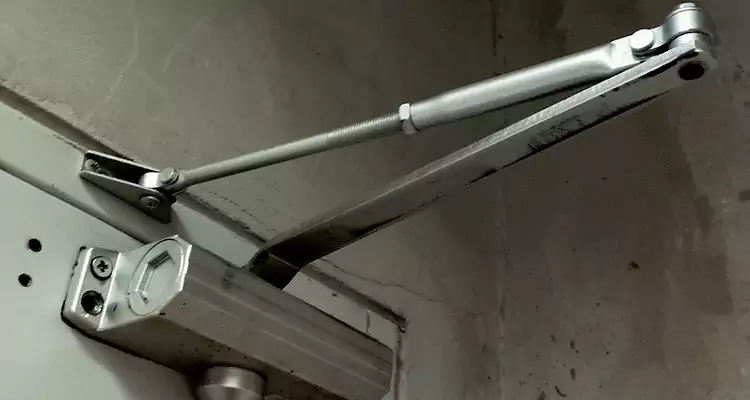 Door Closer Parallel Arm Installation in South Bradenton, FL