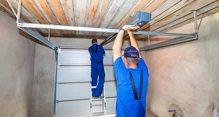 Garage Door Opener Technician in South Bradenton, FL