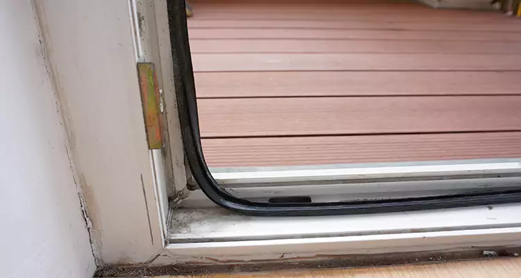 Repair Patio Doors Leaking at Bottom in South Bradenton, FL